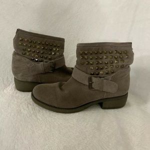 Steve Madden Size 6M Suede Ankle Boots Booties